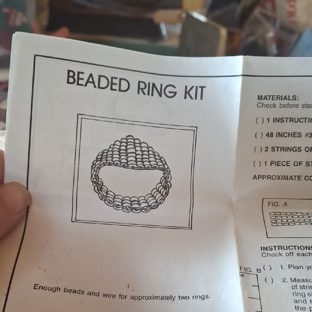 Beaded Ring Kit Pack - White Paper Packaging - Picture 4 of 10